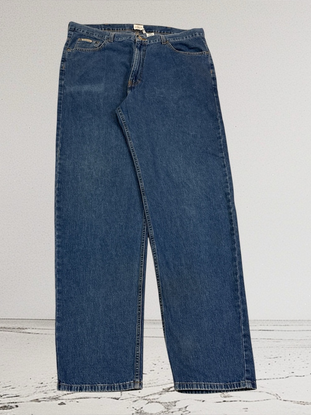 Calvin Klein Men's Straight Leg Jeans, Medium Wash, Denim, Mid-Rise, Size 38x33